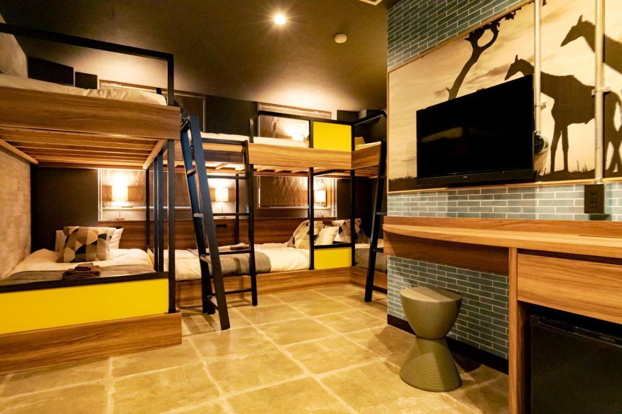 Under Railway Hotel Akihabara Токио Екстериор снимка