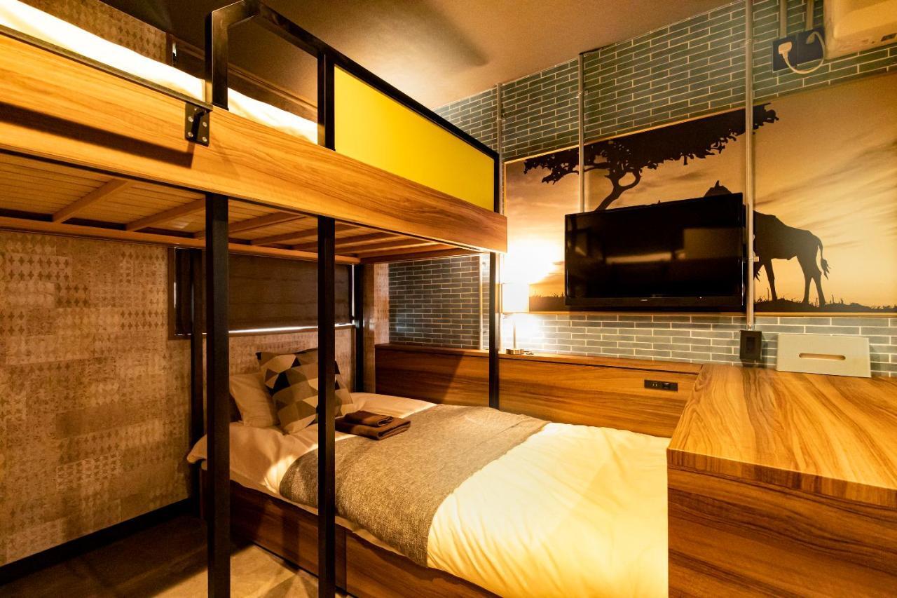 Under Railway Hotel Akihabara Токио Екстериор снимка