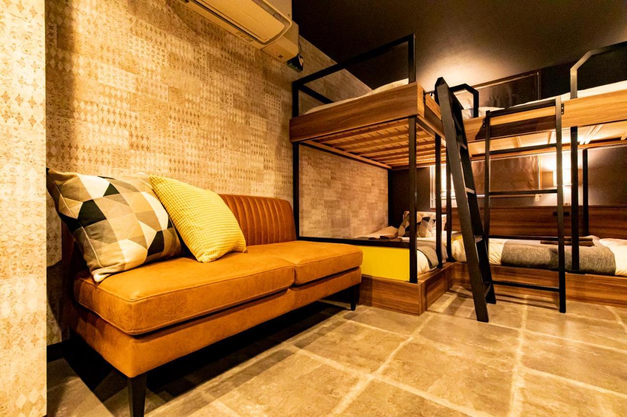 Under Railway Hotel Akihabara Токио Екстериор снимка