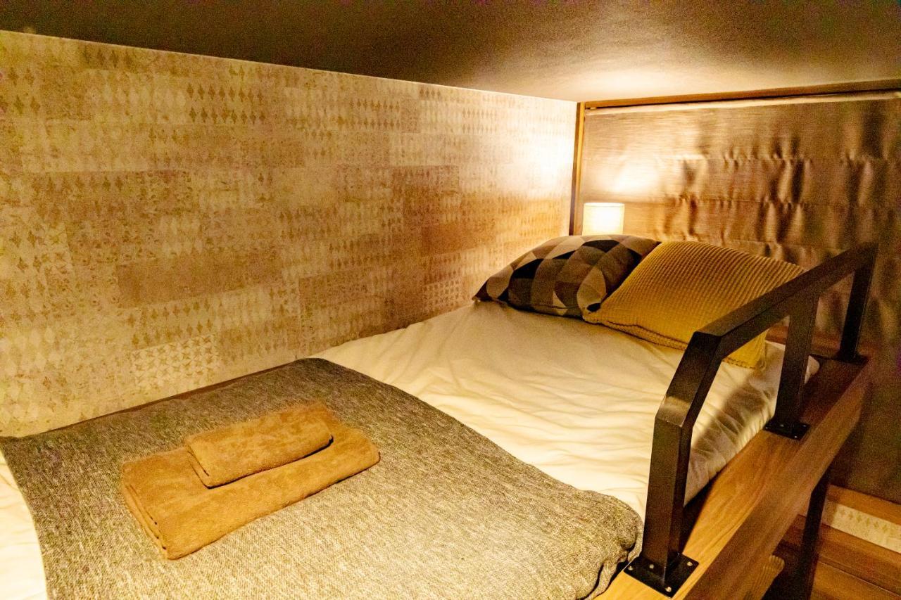 Under Railway Hotel Akihabara Токио Екстериор снимка